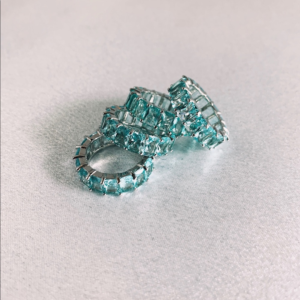 BABY BLUE ETERNITY RING 🦋 - Picture 2 of 2